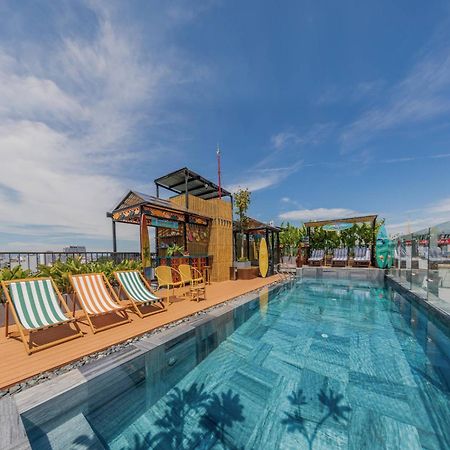Seahorse Signature Danang Hotel By Haviland Bagian luar foto